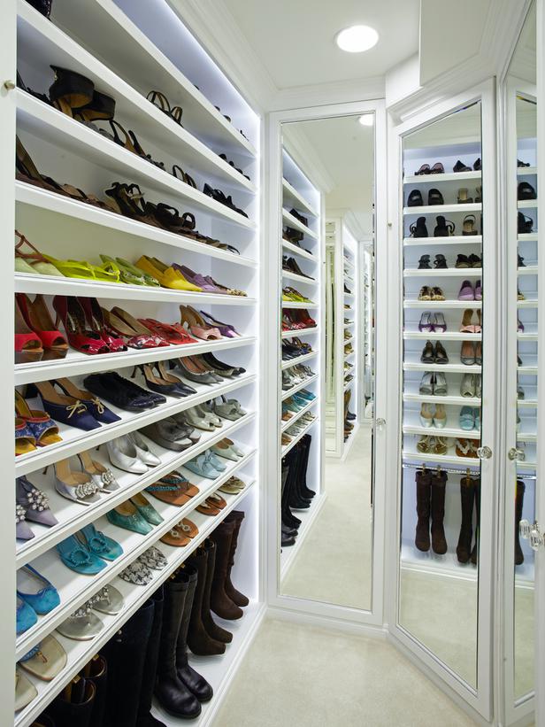 Original_LA-Closet-Design-shoe-wall_s3x4_lg